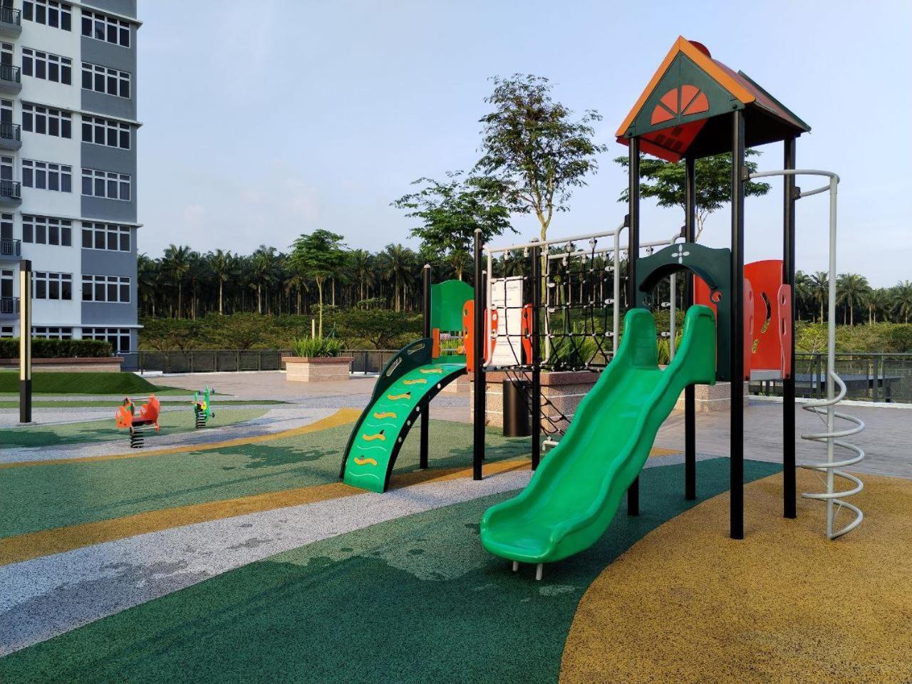 Camellia Forestview Seri Austin Near Eco Palladium By Harmony Apartment Johor Bahru
