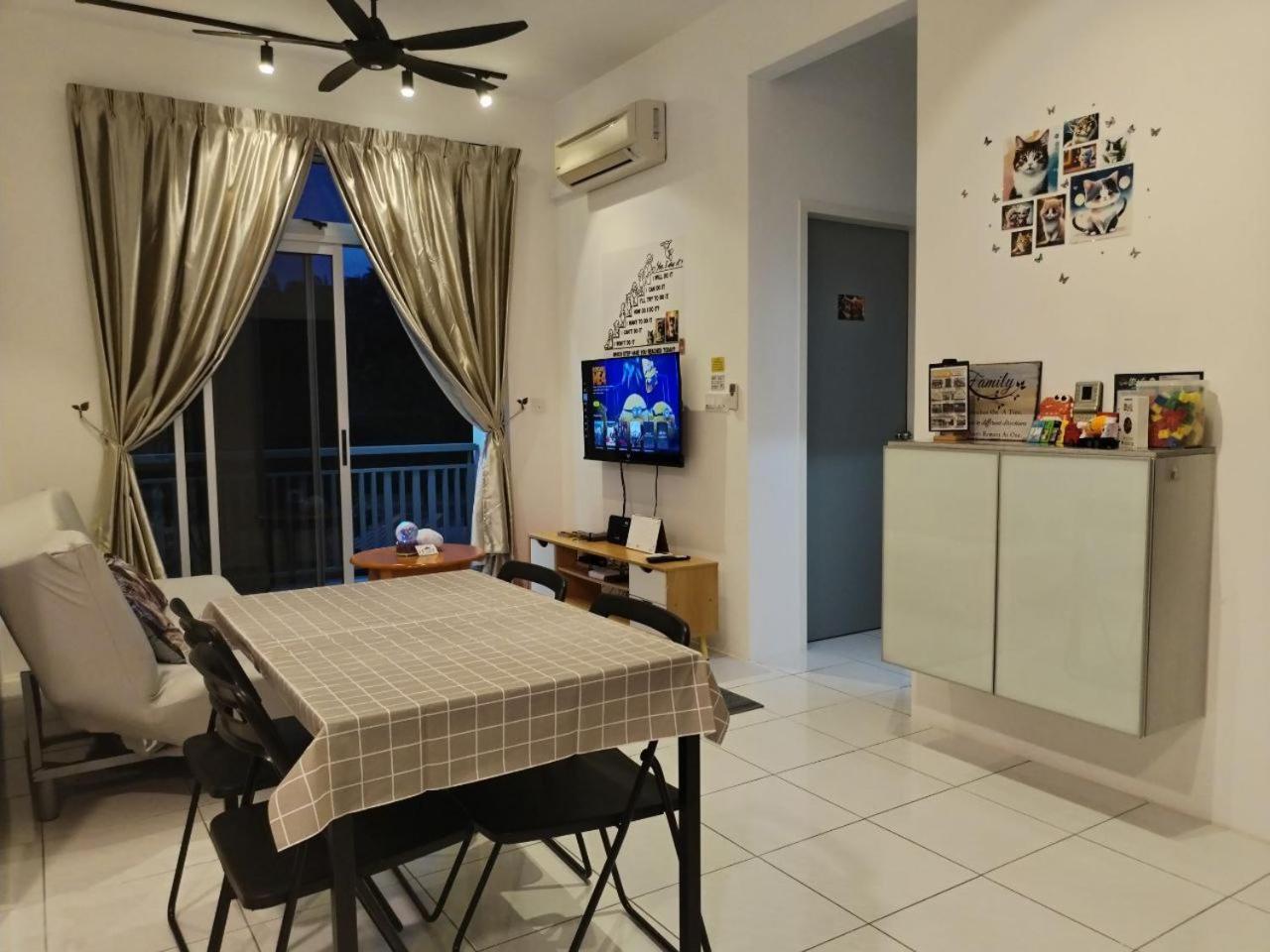 Camellia Forestview Seri Austin Near Eco Palladium By Harmony Apartment *
