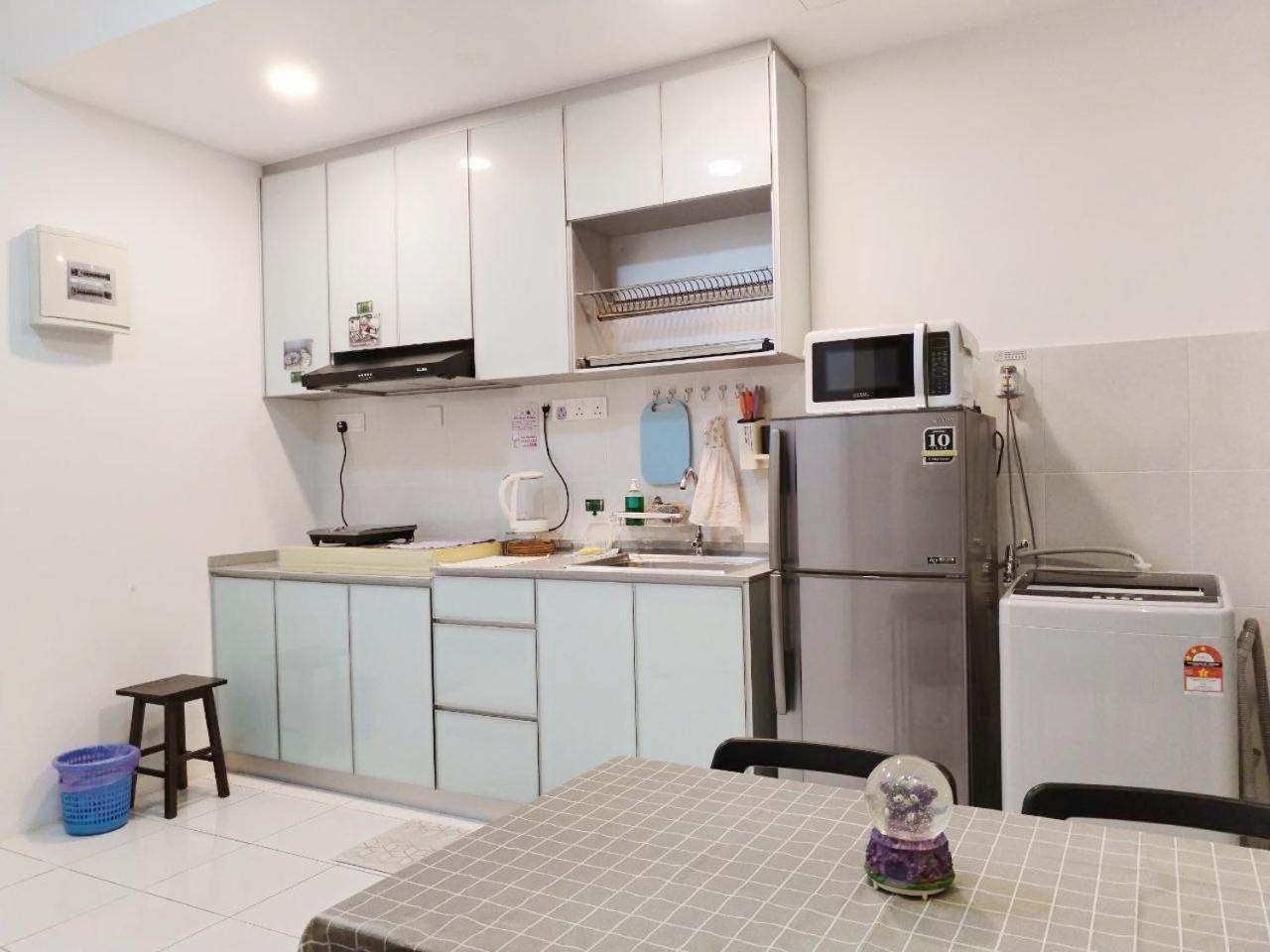 Camellia Forestview Seri Austin Near Eco Palladium By Harmony Apartment