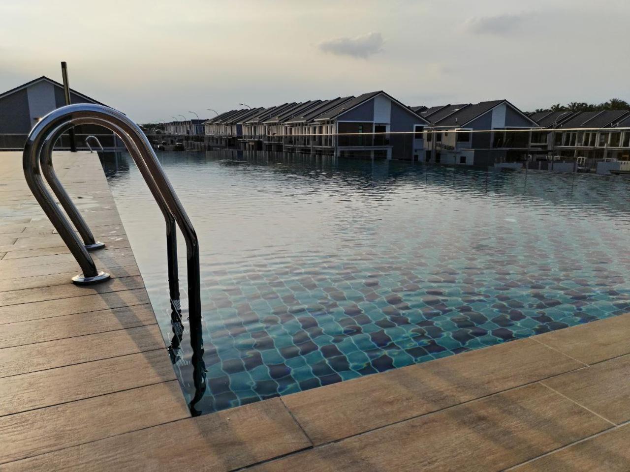 Pangsapuri Camellia Forestview Seri Austin Near Eco Palladium By Harmony *