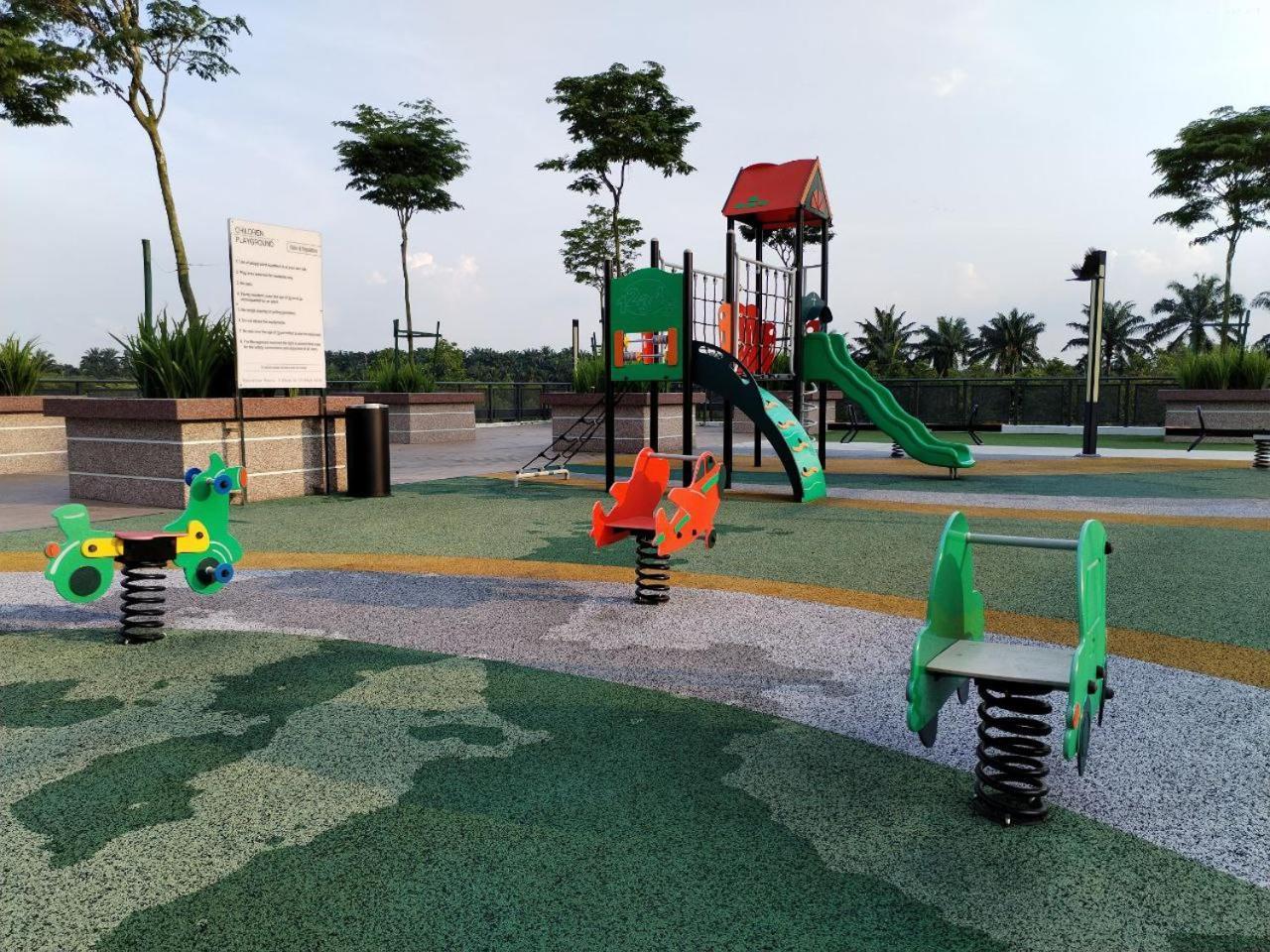 Camellia Forestview Seri Austin Near Eco Palladium By Harmony Pangsapuri *